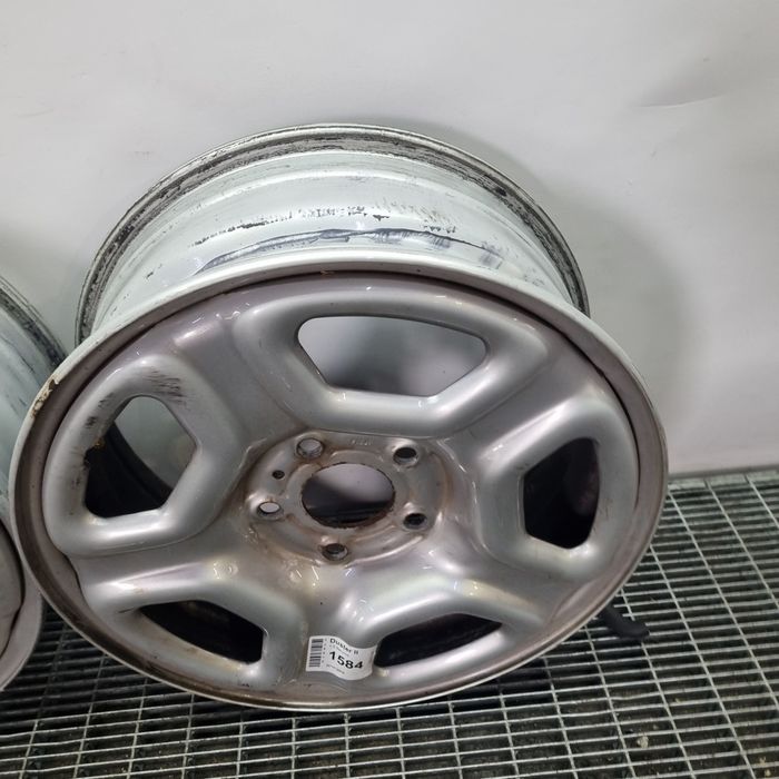 Jante tabla Dacia Duster II 2018 - 2021 SUV 4 Usi Blanc Glacier OV369 (1584) R16 ET40 5X115 Garantie