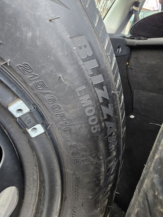 215 60 16 cauciucuri iarna Bridgestone 5x112