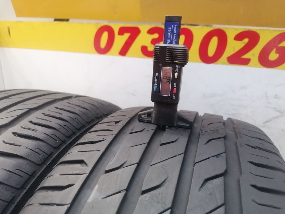 215/50/17 2*Semperit vara 91y dot 1020. 5,,84mm
