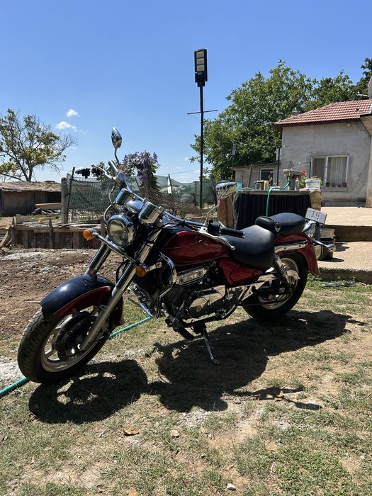 Hyosung 250cc.