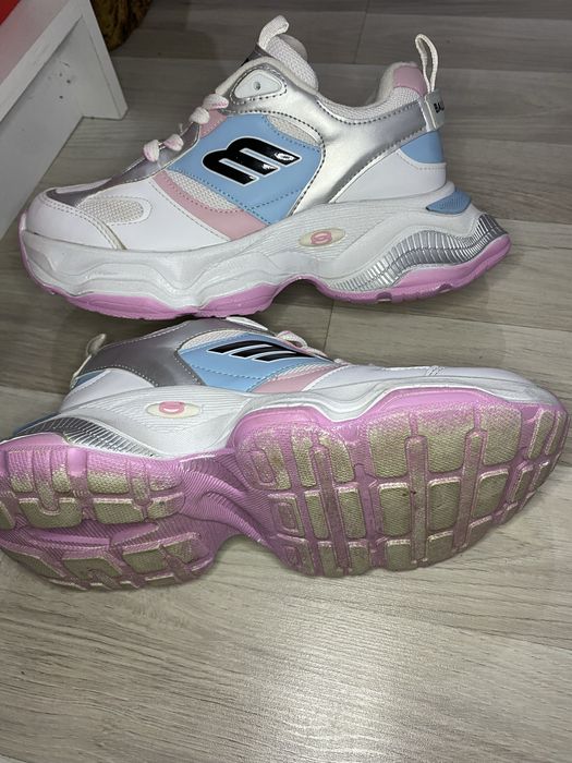 Дамски маратонки