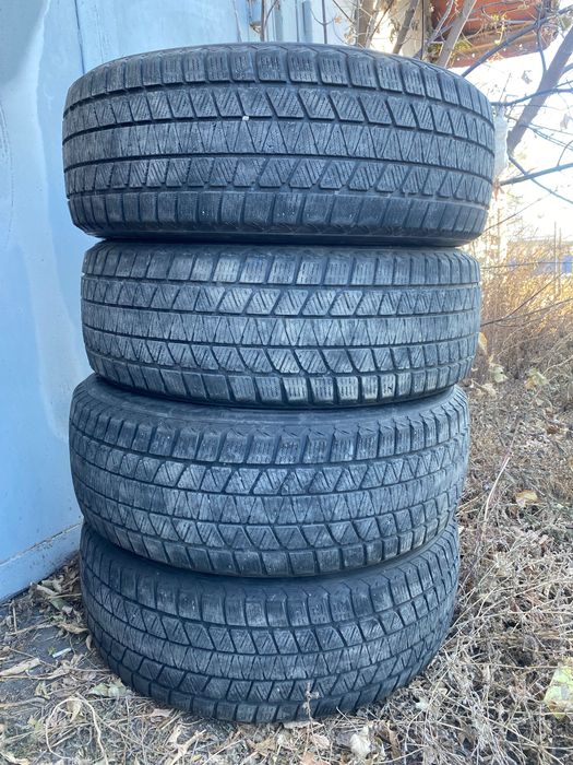 R18 235/60 Резина , Шины ,Bridgestone