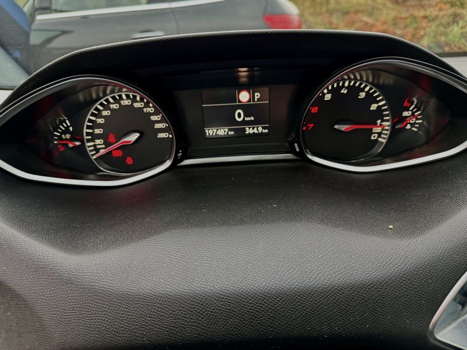 Vand Peugeot 308 1.2 puretech Automat 2018