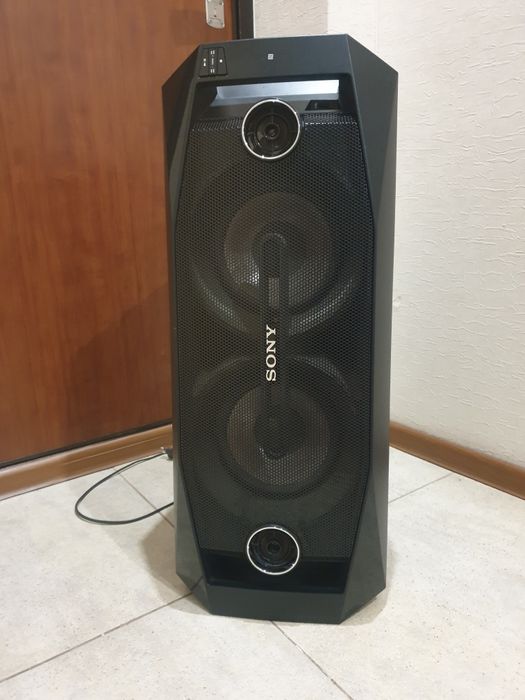 Продам колонку Sony GTK-X1BT