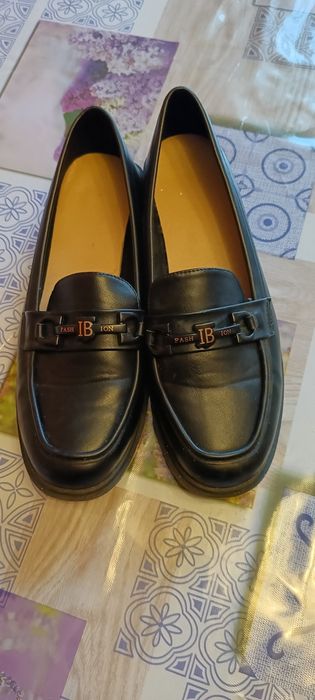 Лоферы женские раз. 40