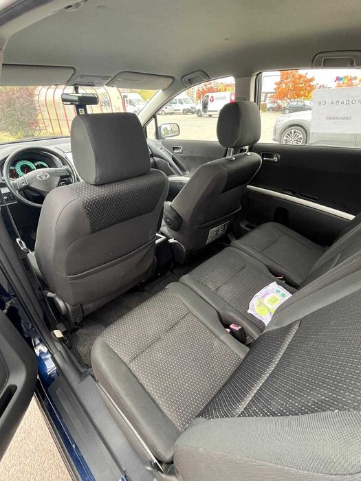 Toyota Corolla Verso 2.2 D-4D - обслужвана, винетка до 2026 г.!