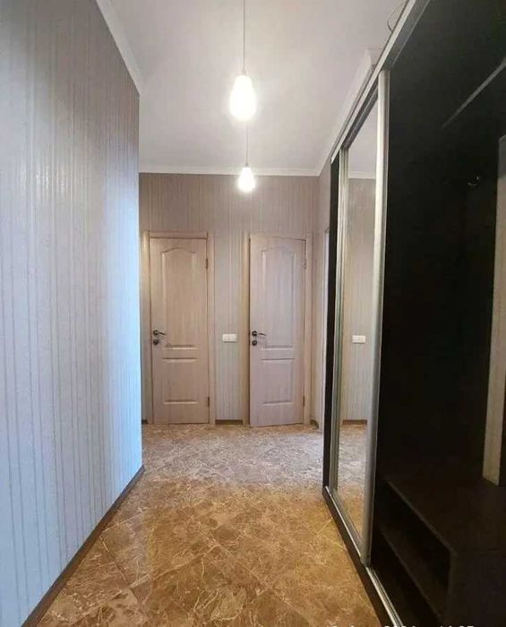Дава се под наем Двустаен апартамент в София, Център - 55 кв.м за 408 € - Снимка #4