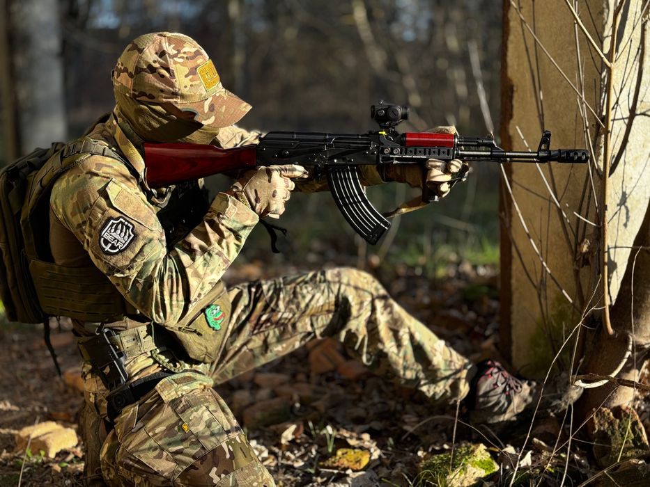 Еърсофт реплика Tokyo Marui AKM GBBR на газ