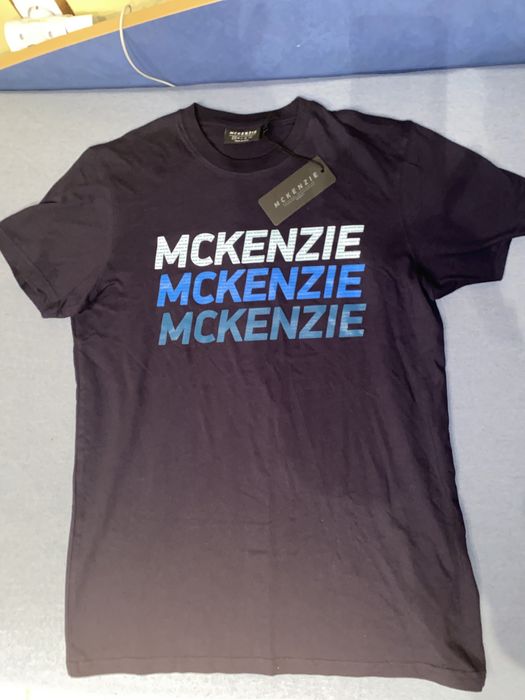 Продавам мъжка тениска Mckenzie