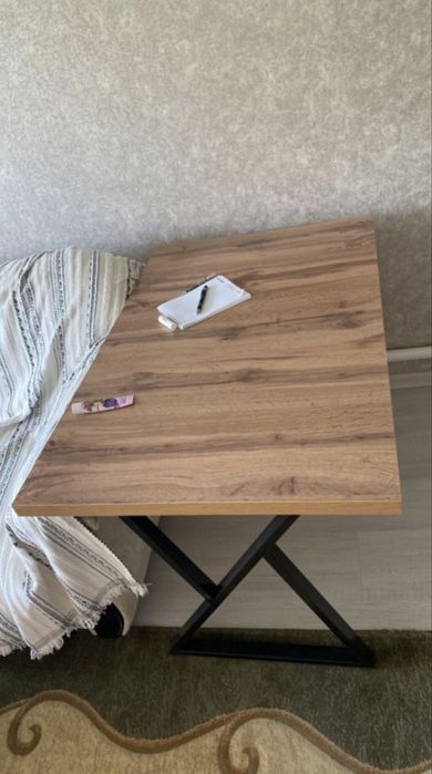 Продаю Стол Срочно.