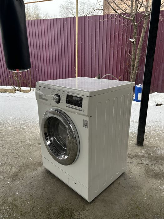 Продам стиральную машину