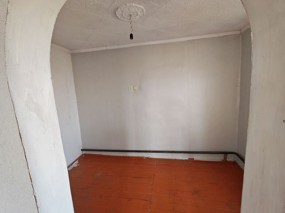 Уй сатылылад 9 соттық жерімен