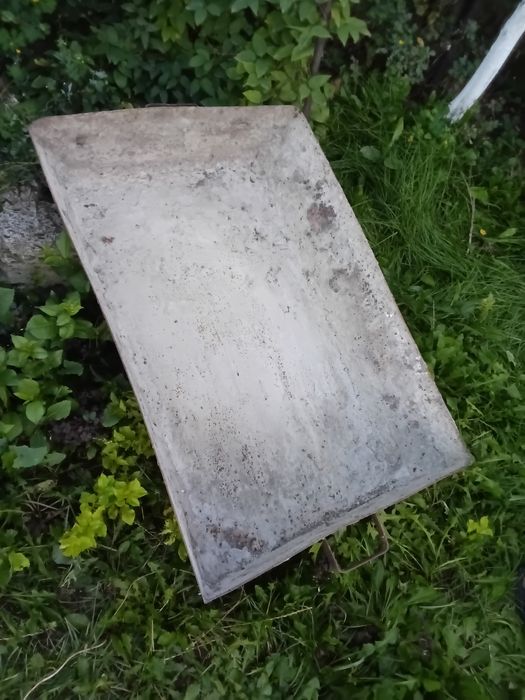 Поддон для замешивания бетона
