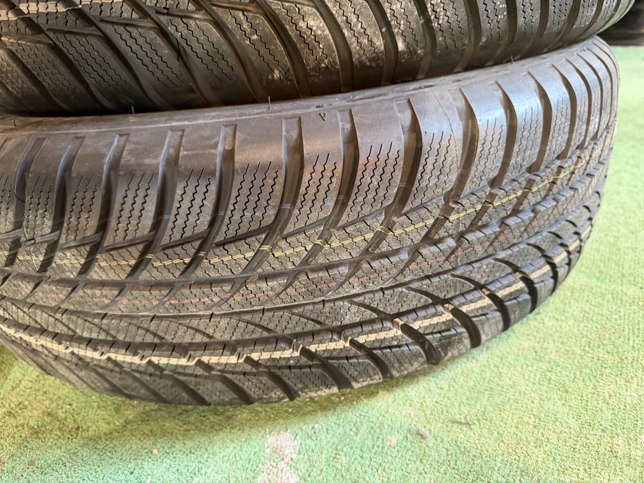 4 anvelope M+S Bridgestone Blizzak LM001 Seal Inside 215/65 R17 99H NOI 0km