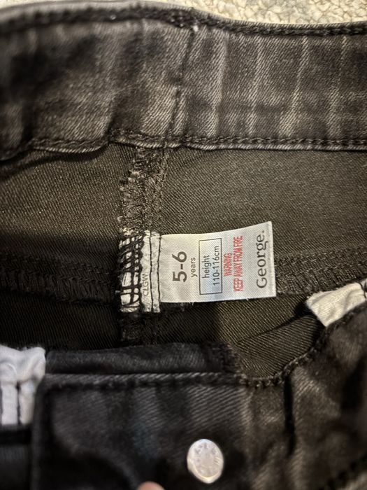 Jeans negru George mar 110/116