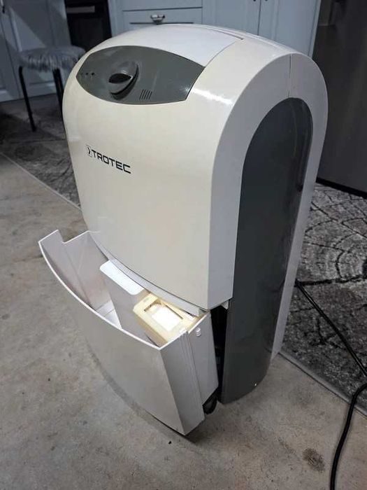 Dezumidificator Trotec TTK100S, 30l/zi, Debit 200mc/h