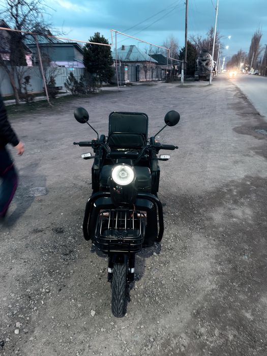 Трицикл в хорошем состояние