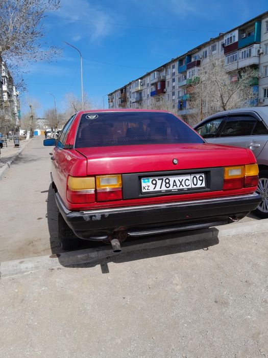 Продам Ауди 100 на полном ходу