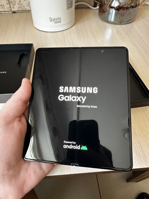 Продам Samsung Galaxy Z Fold 4