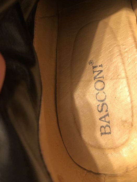 Продам Сапоги лакированые