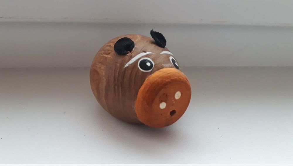 Фигурки Свинки из Стекла и Дерева