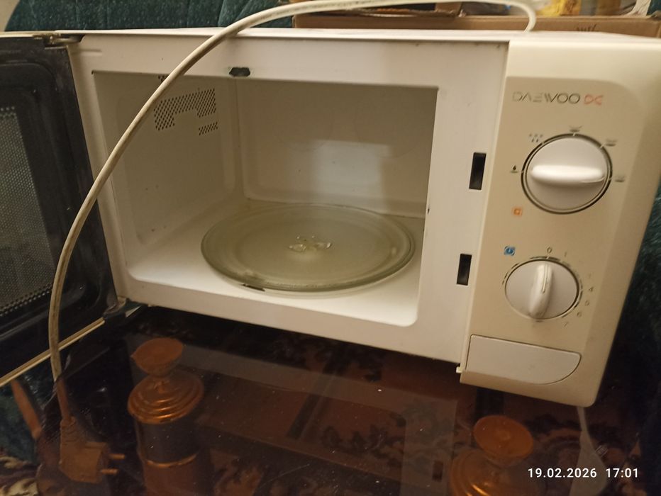 Микроволновка в отличном состоянии