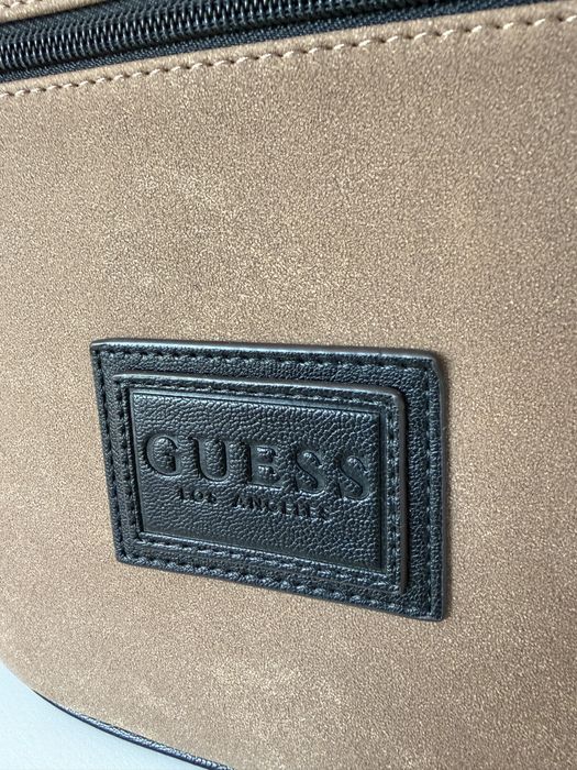 Мажка чанта Guess