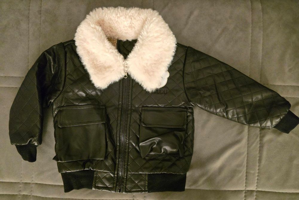 Куртка зимняя, очень теплая. Новая.