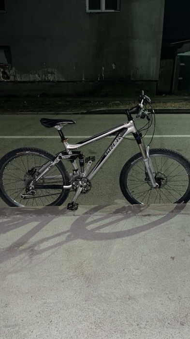 Trek full suspension