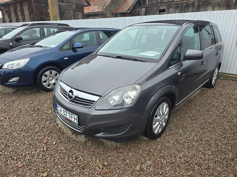 Opel Zafira Motor 1686 cmc, 110 cp, euro 5, diesel, 7 locuri