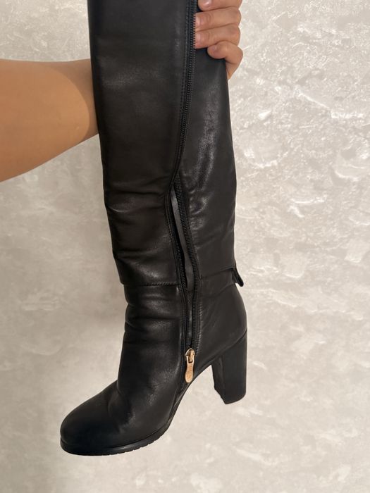 Продам кожаные сапоги