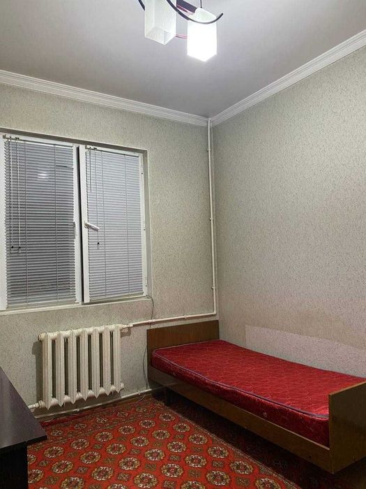 Tinchli metro Yonida 4/3/4 85 kv Remont orta holatda