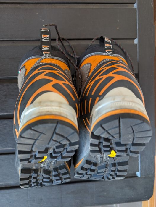 Bocanci Zamberlan Mountain Pro Evo Gtx RR mărimea 43