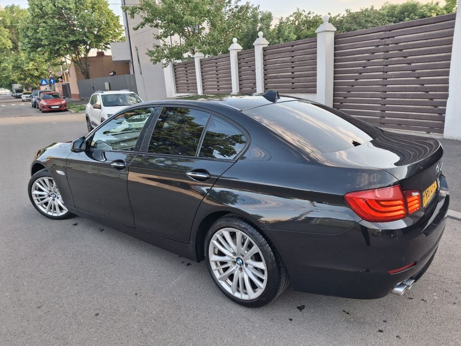 BMW Seria 5 F10 525 diesel 218 C.P