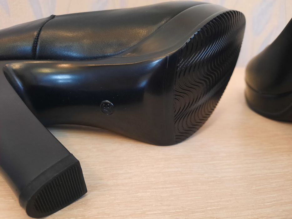 Туфли черные (новые)