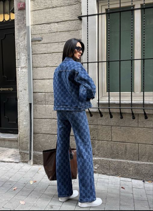 Актуален дамски сет деним