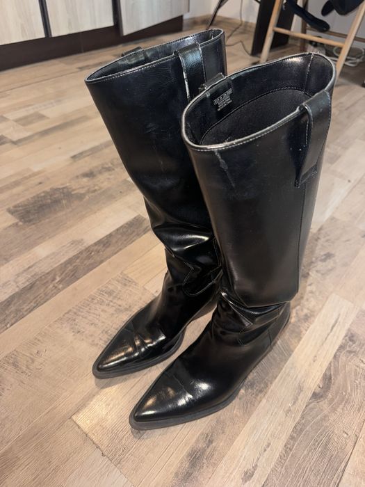 Ботуши ZARA. Каубойски, черни.