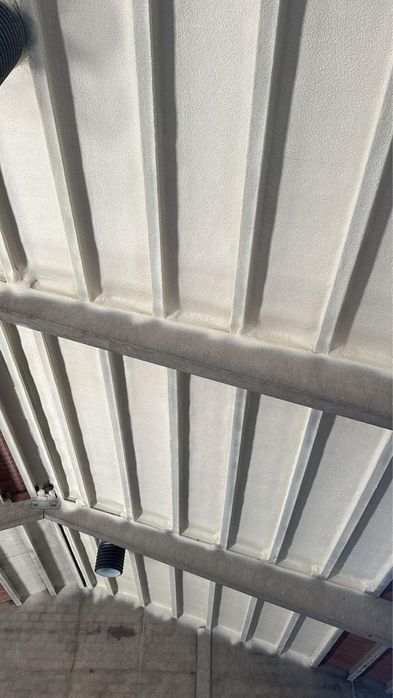 Izolatii spumă poliuretanică / celulă inchisă/ deschisă