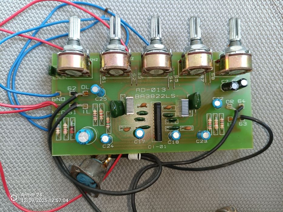Diode redresoare, placa de circuit