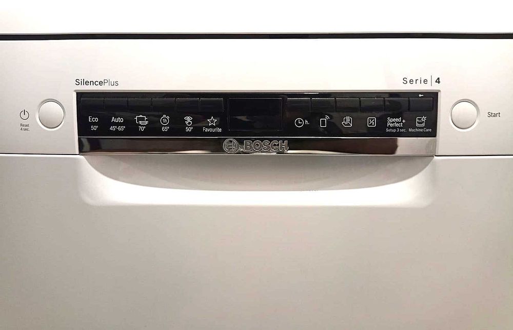 Masina de spalat vase NOUA stare PERFECTA - Bosch SMS4EMW02E Silence CUVA 100% INOX, Aqua stop, 14seturi 3rafturi, deschidere auto usa, WIFI/bluetooth