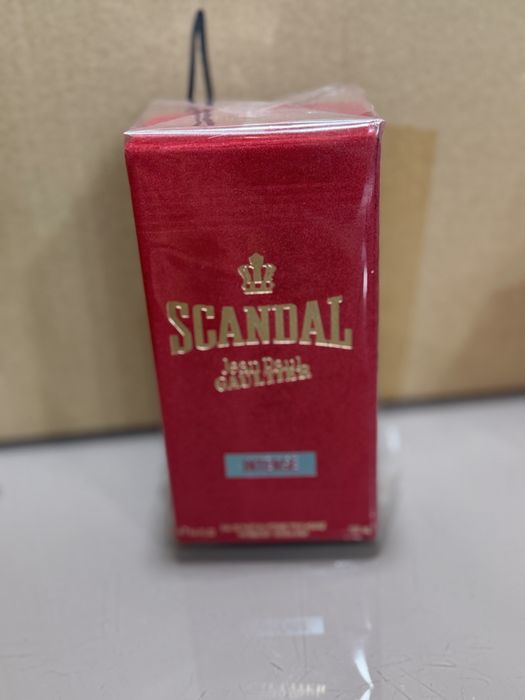Parfumuri scandal
