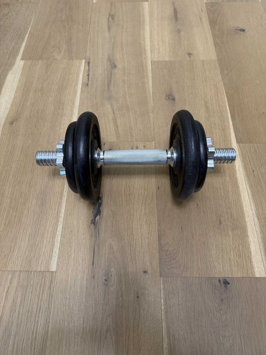 Дъмбели Energetics 2x10 кг с куфар + гири Decathlon 2x5 кг + Orion 2x2 кг