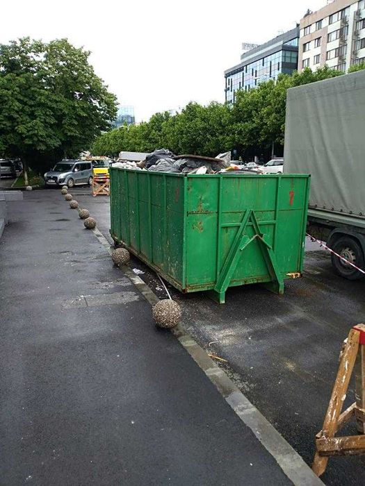 Evacuam moloz/deseuri din constructii si demolari cu basculante 8x4