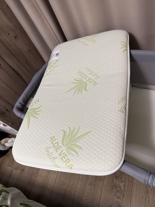 Продавам бебешка кошара Next 2 Me на Chicco