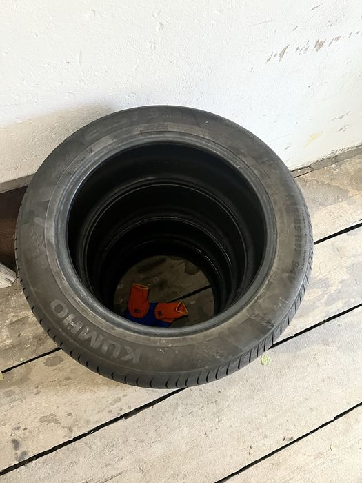 Резина 215/55/17 на камри