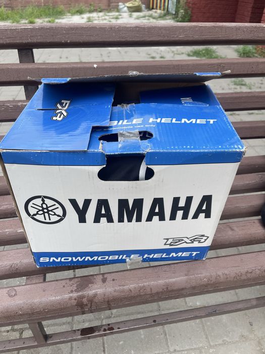 Мото шлем YAMAHA