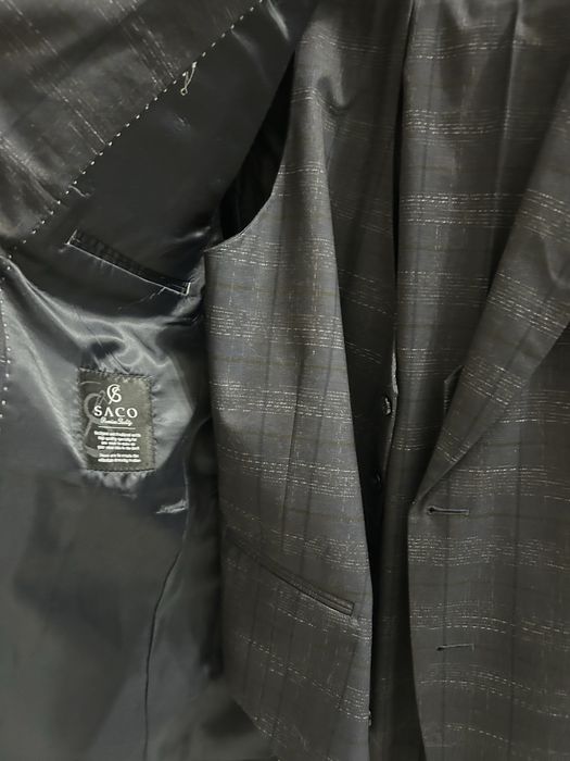 Продам новый костюм