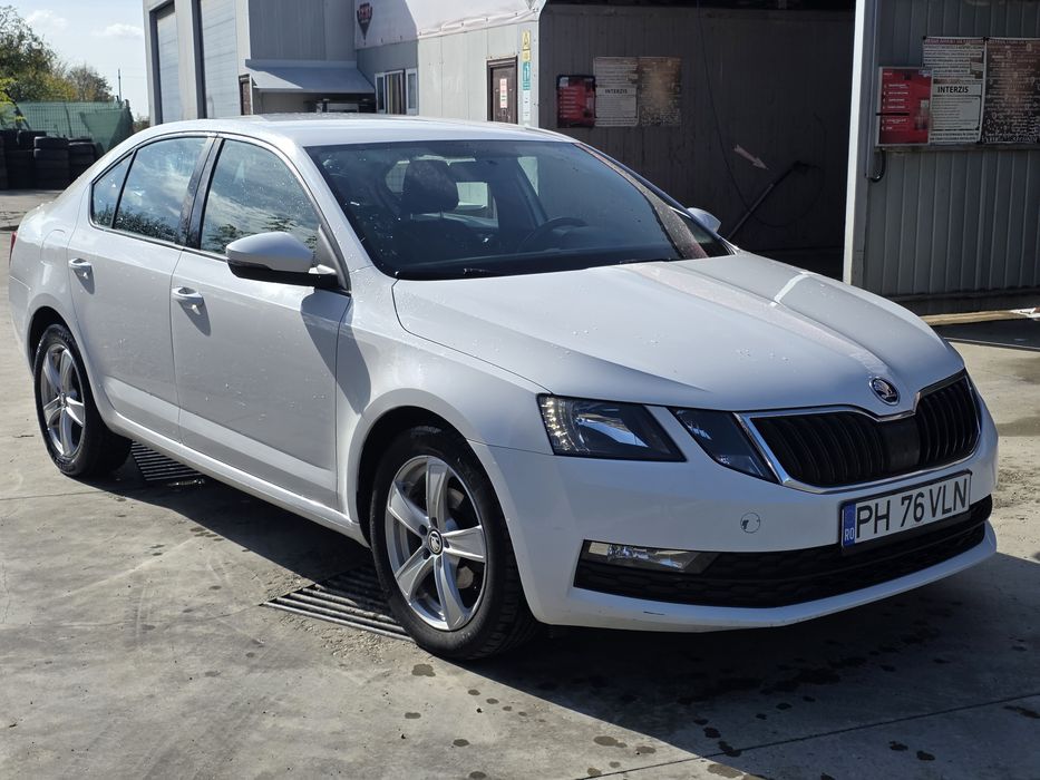 SKODA Octavia 2019 — imagine 4