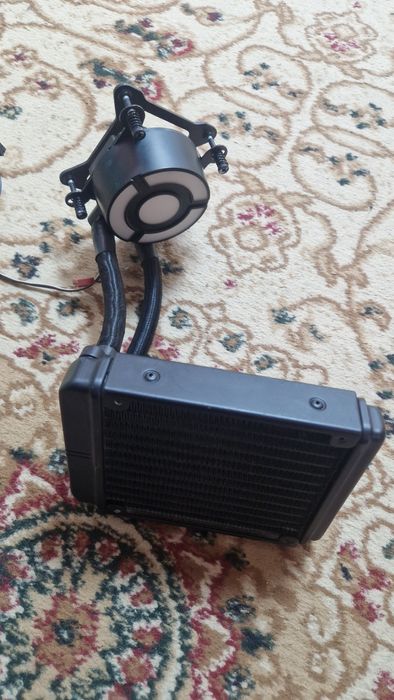 Система жидкого охлаждения для процессора (СЖО) Wistron 120 мм