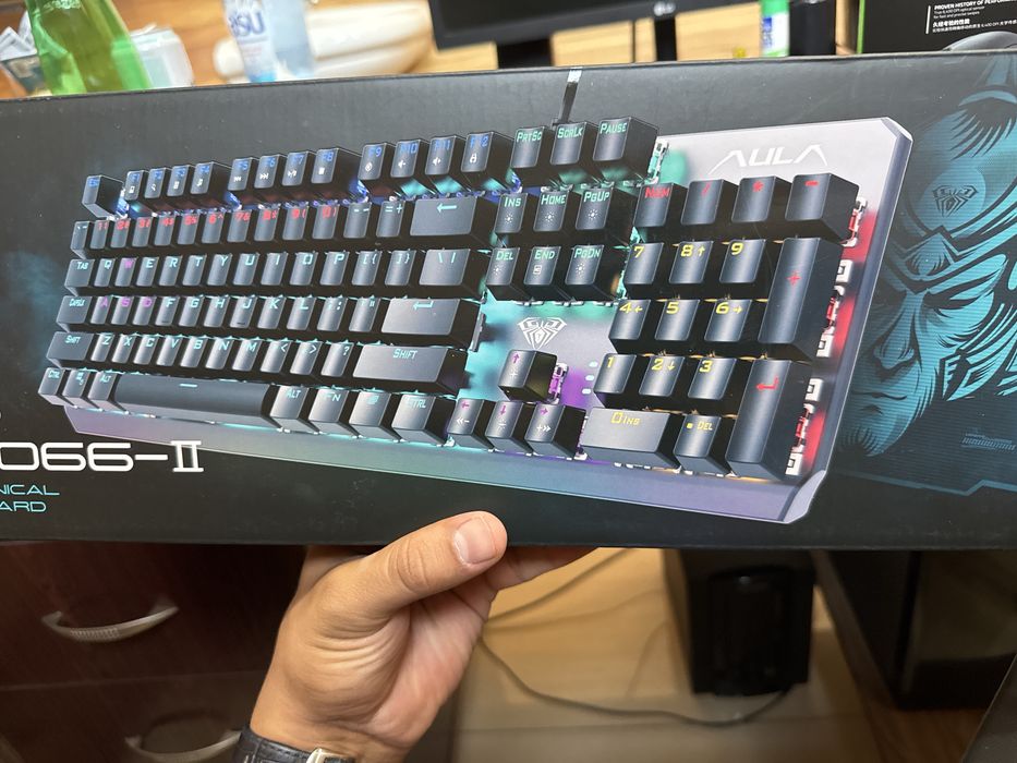 Продается игровая мышка и клавиатура